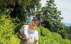 久久亚洲精品AV无码四区